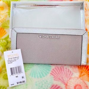 MICHAEL KORS WALLET